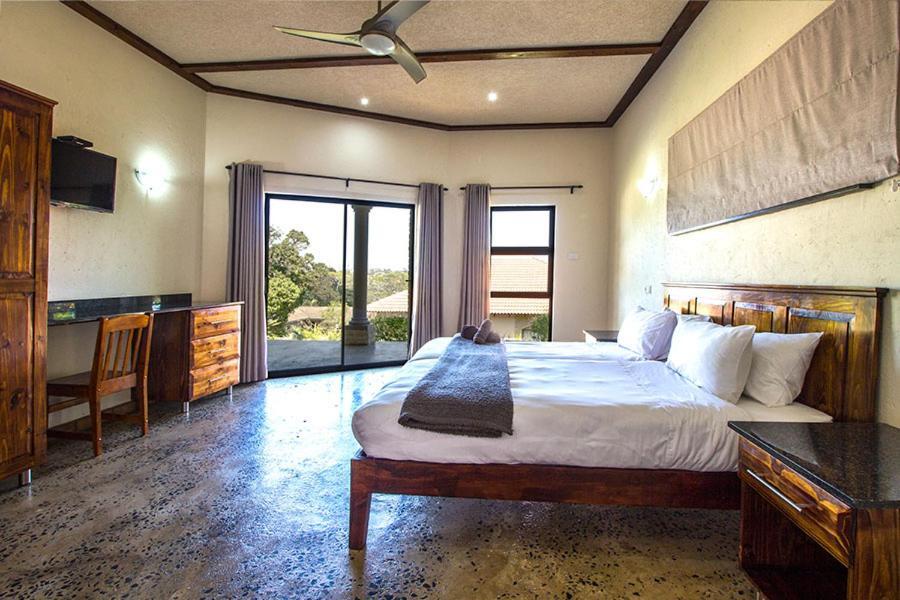 Stephan'S Guest House Port Shepstone Bagian luar foto