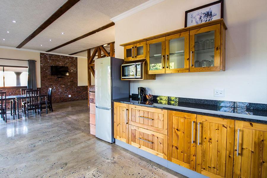 Stephan'S Guest House Port Shepstone Bagian luar foto